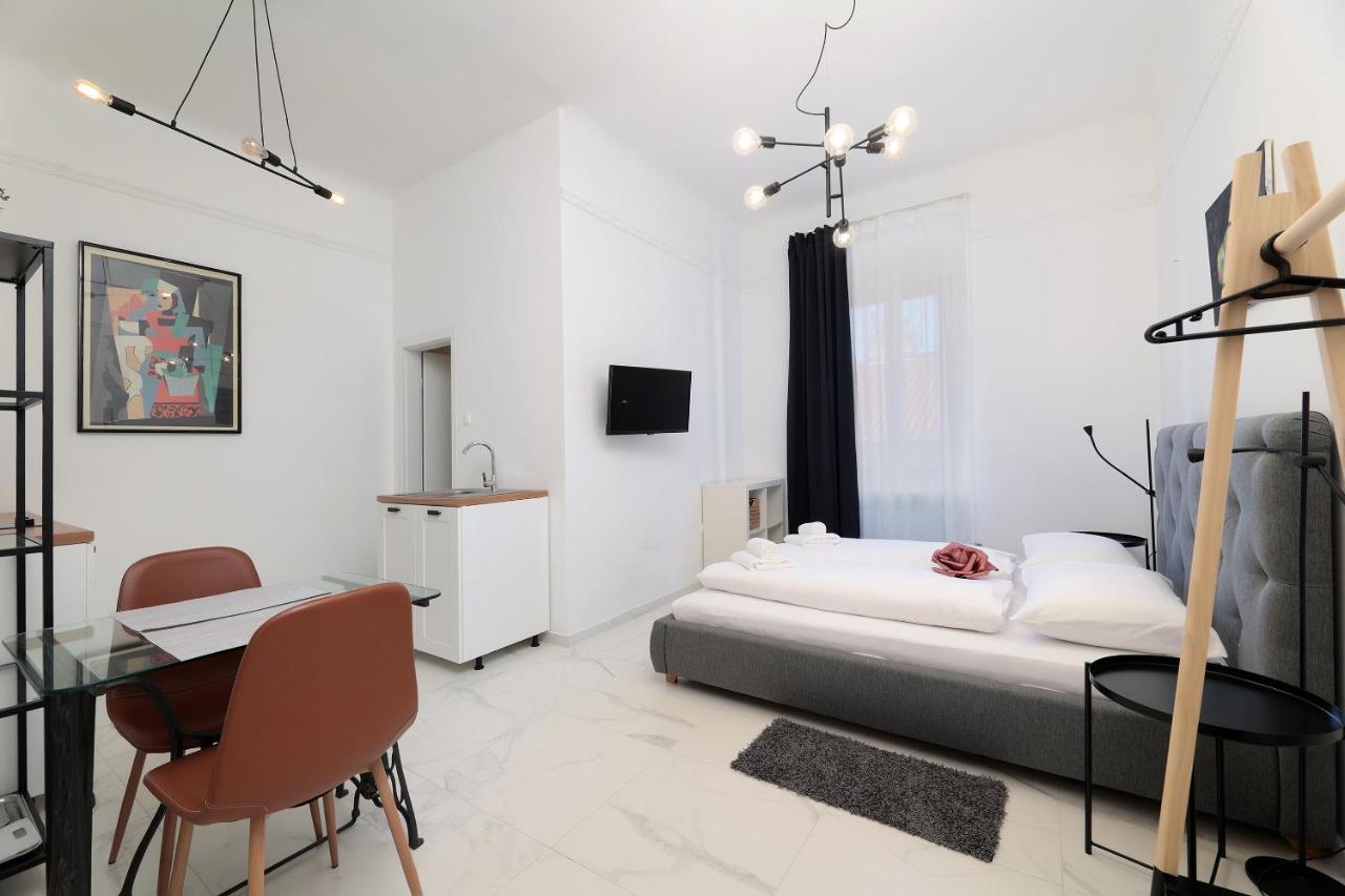Apartments Luan Rijeka Exterior foto
